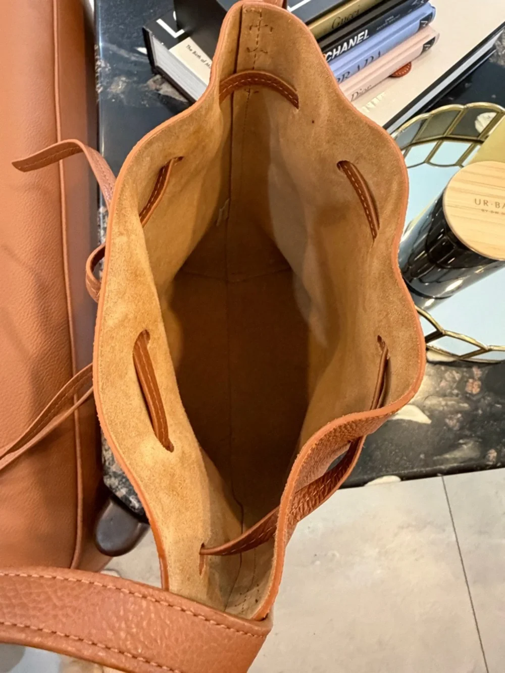 Beautiful Mansur Gavriel medium bucket bag in rich brown pebbled leather 🤎 - Picture 5 of 6